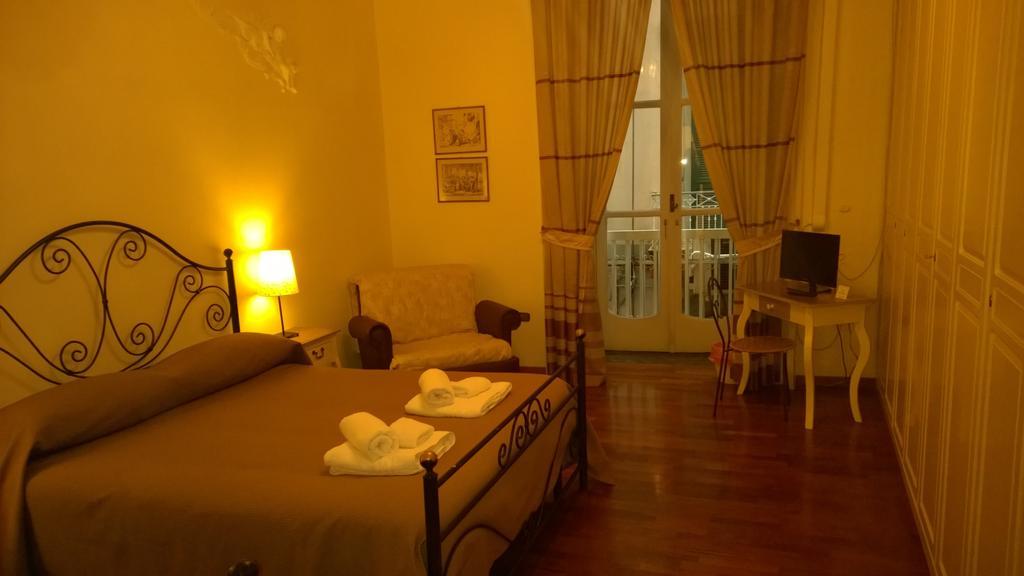 ナポリ パラッツォ マニョカヴァッロ B ＆ B Bed & Breakfast 部屋 写真