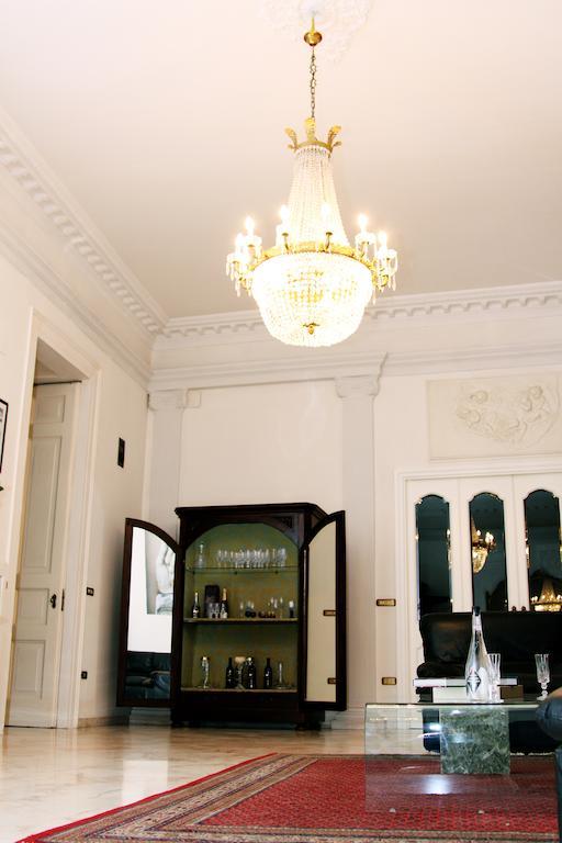 ナポリ パラッツォ マニョカヴァッロ B ＆ B Bed & Breakfast エクステリア 写真
